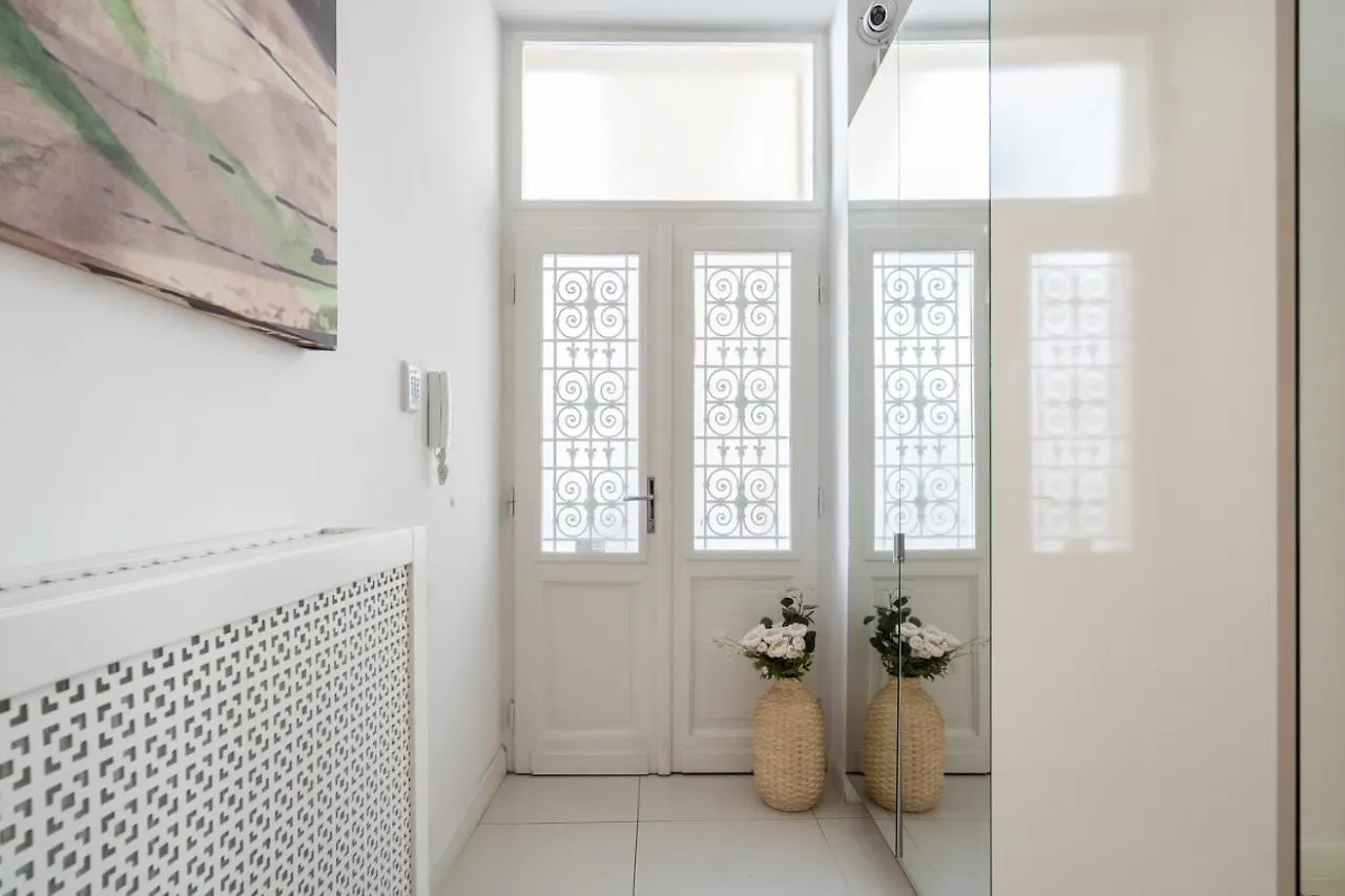 Beautiful Apartment In The Heart Of The City Budapest